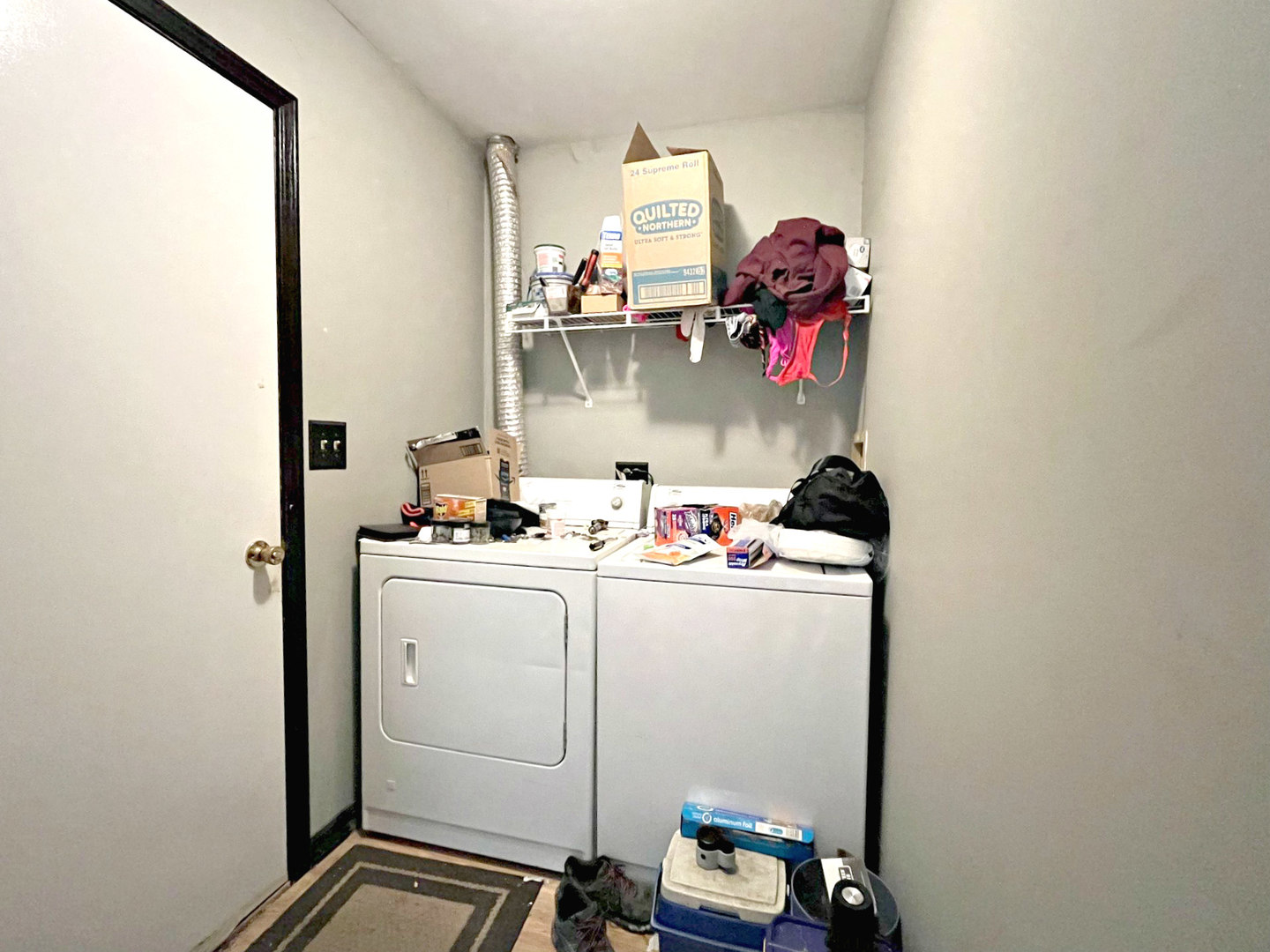 323 NEWBURY Drive Unit: 323