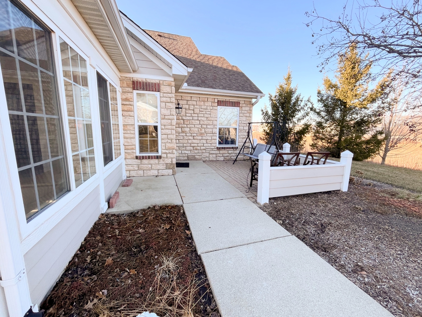 641 SCHUMANN Street Unit: 25C