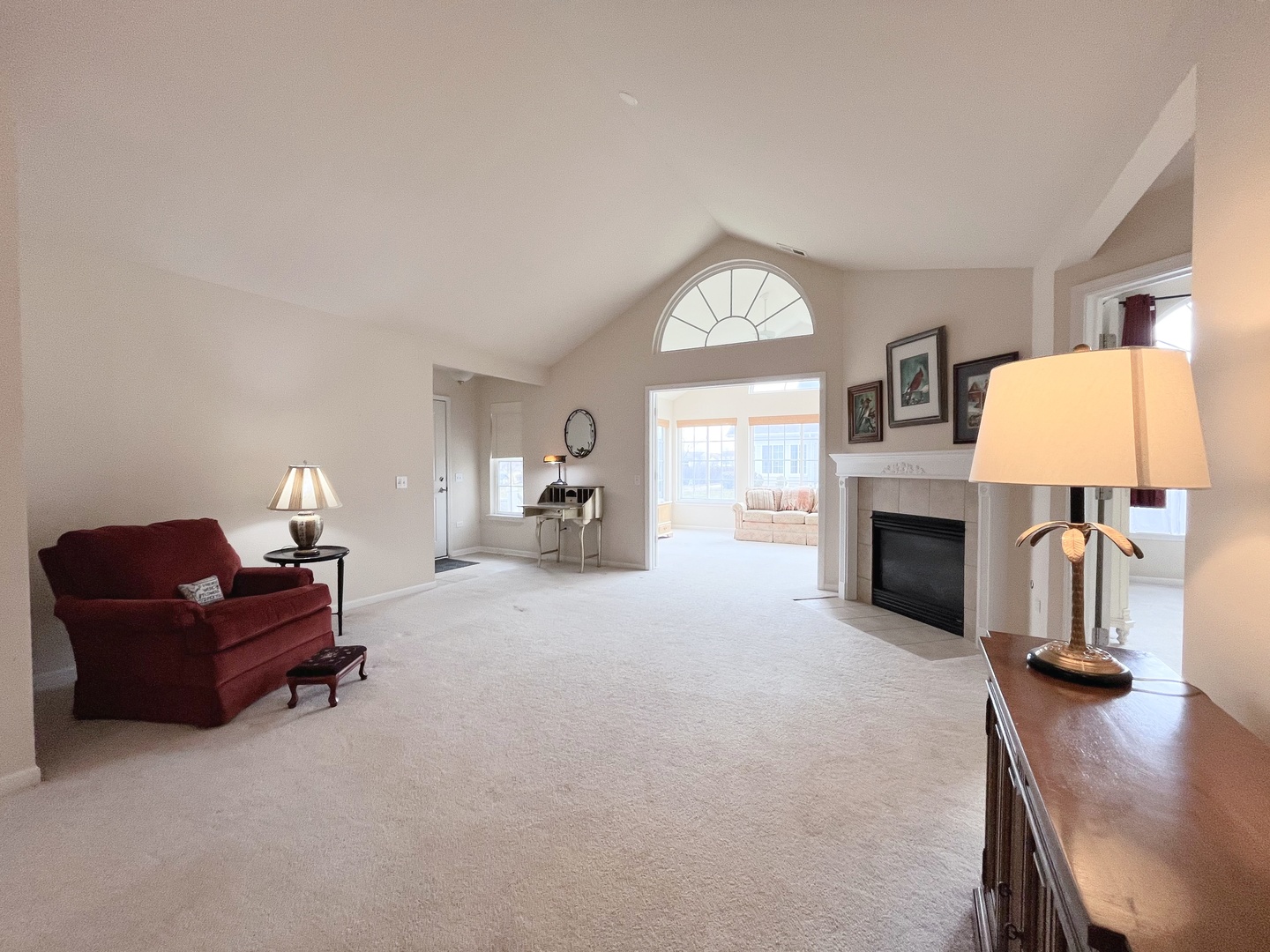 641 SCHUMANN Street Unit: 25C