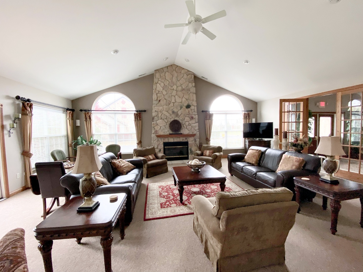 641 SCHUMANN Street Unit: 25C