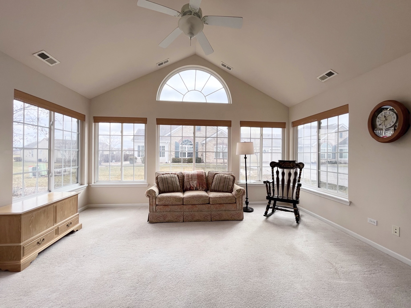 641 SCHUMANN Street Unit: 25C