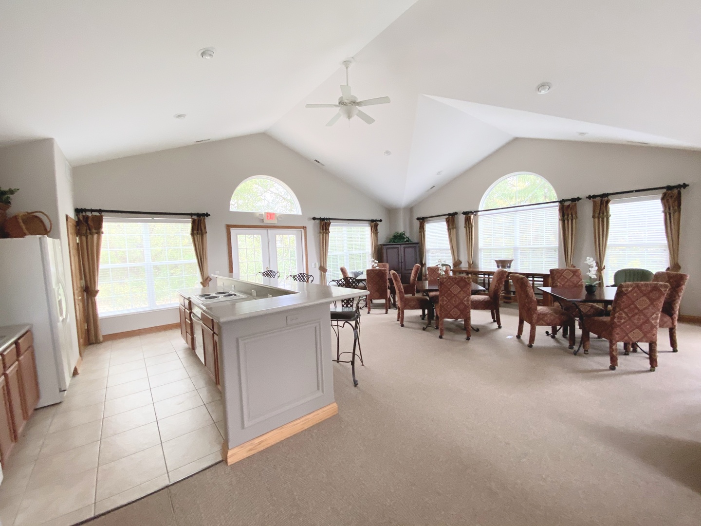 641 SCHUMANN Street Unit: 25C