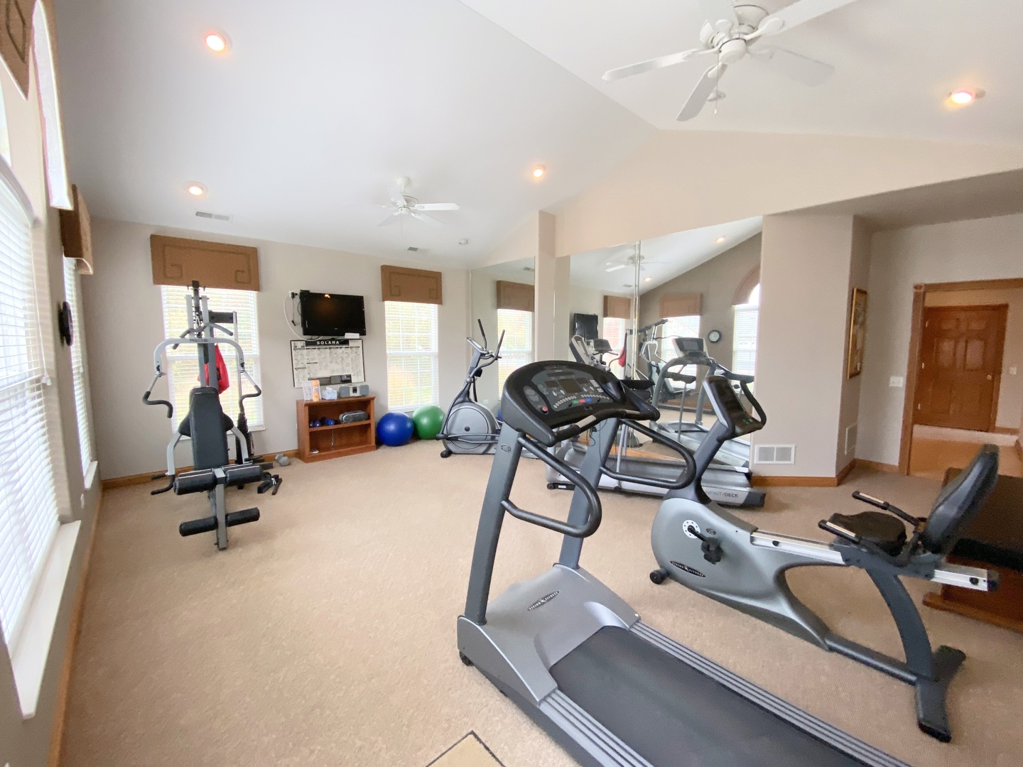 641 SCHUMANN Street Unit: 25C