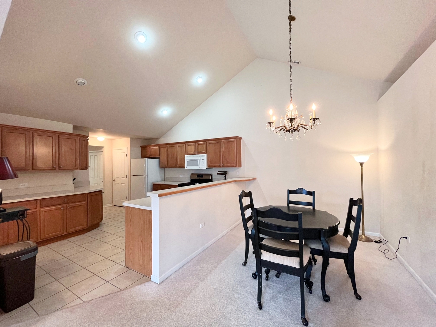 641 SCHUMANN Street Unit: 25C