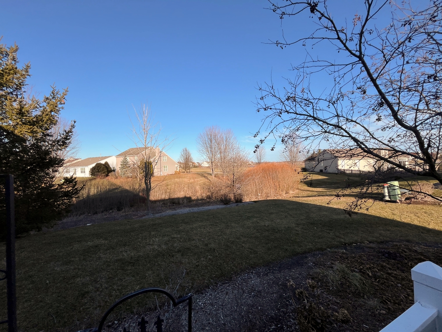 641 SCHUMANN Street Unit: 25C