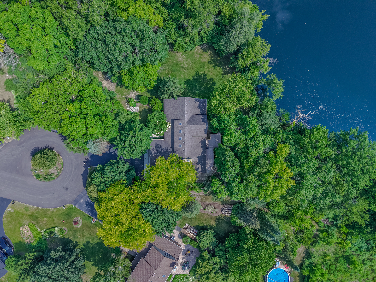 14216 Oakview Court