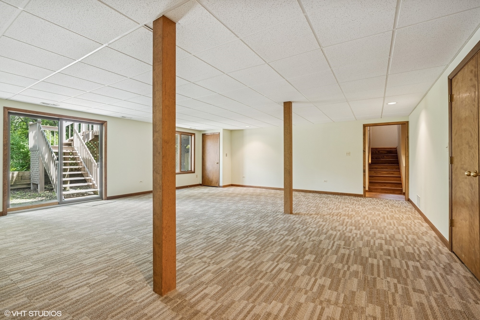 14216 Oakview Court