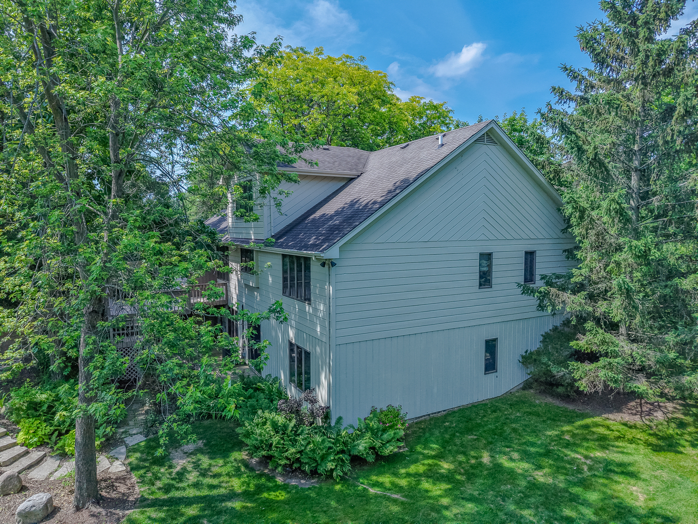 14216 Oakview Court