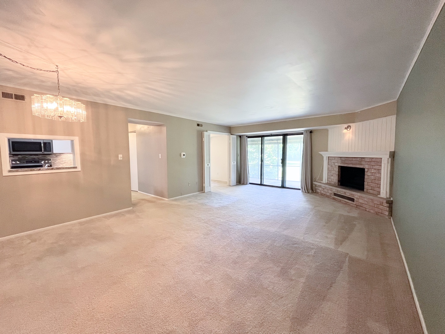 720 Saint Andrews Lane Unit: 16