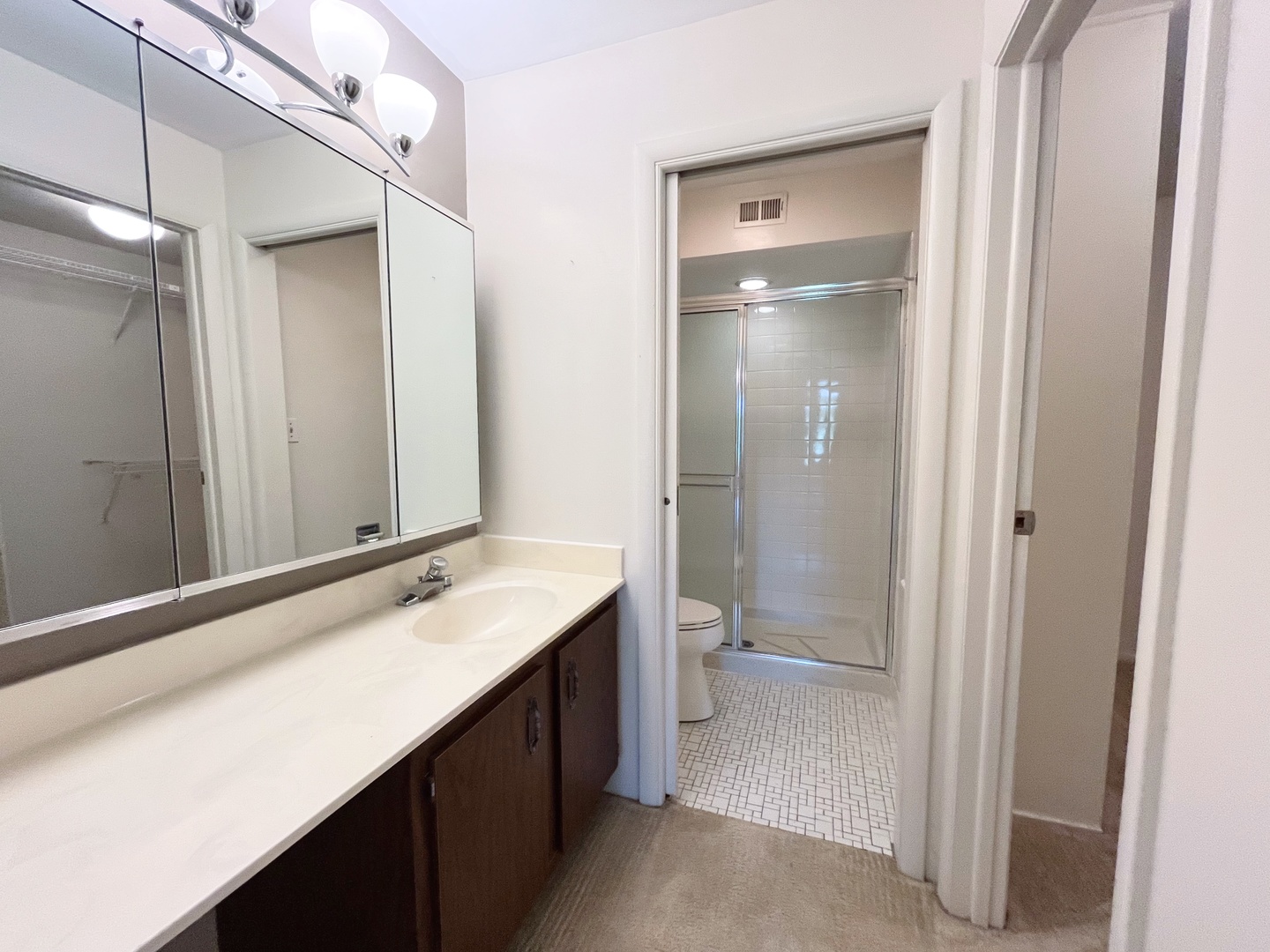 720 Saint Andrews Lane Unit: 16