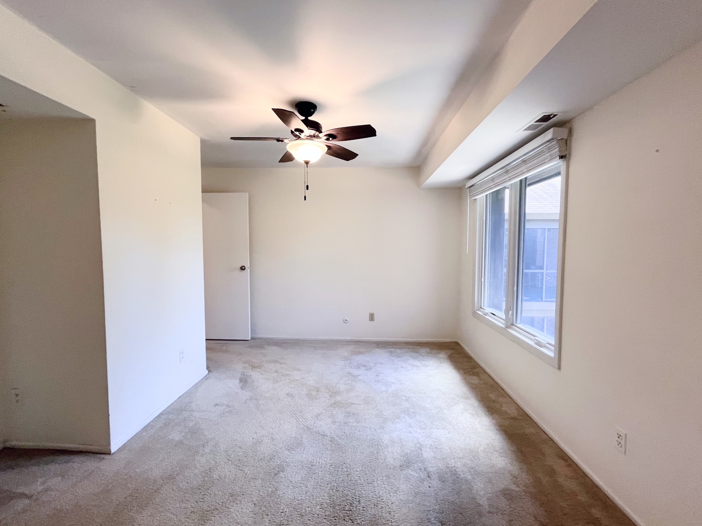 720 Saint Andrews Lane Unit: 16