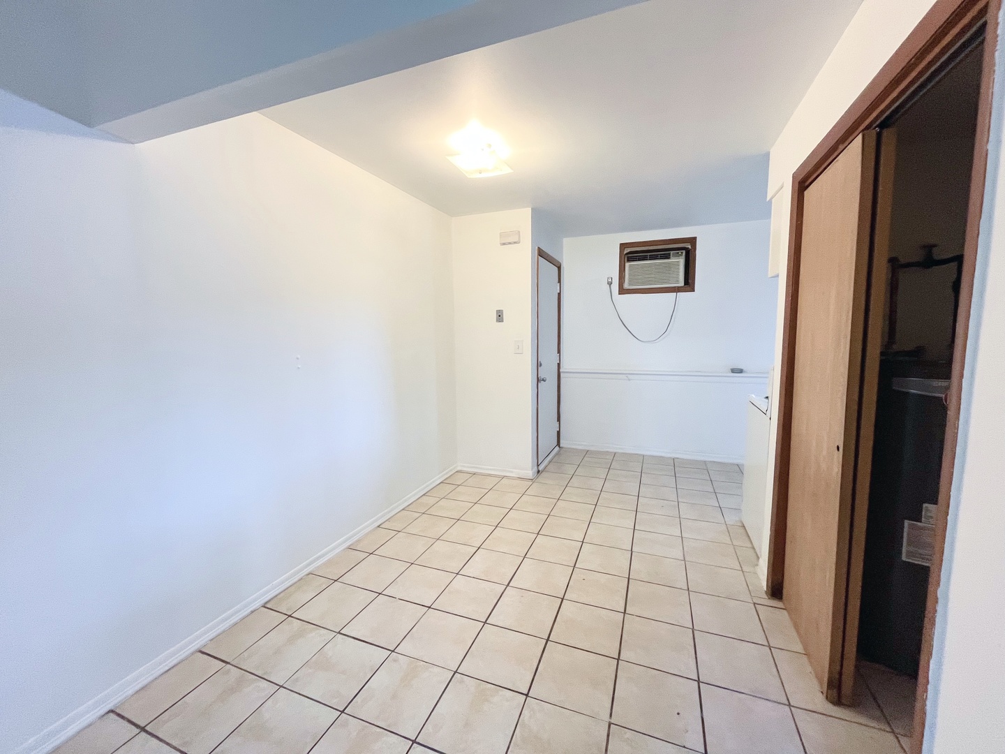 639 Mchenry Avenue Unit: 2