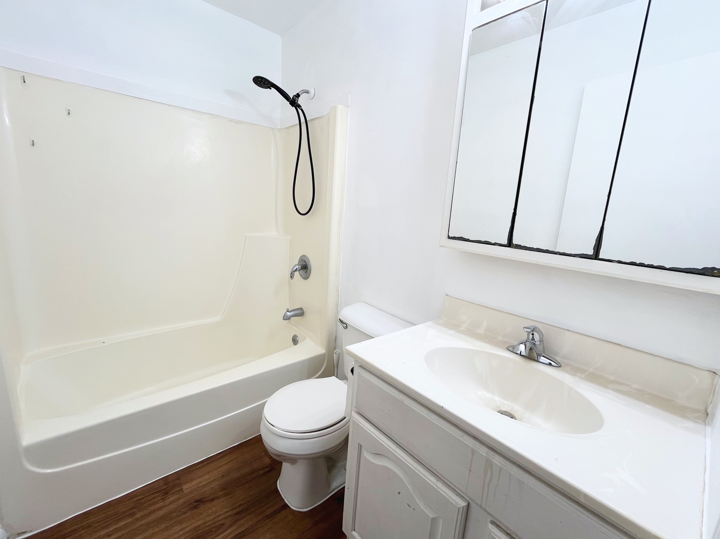 639 Mchenry Avenue Unit: 2