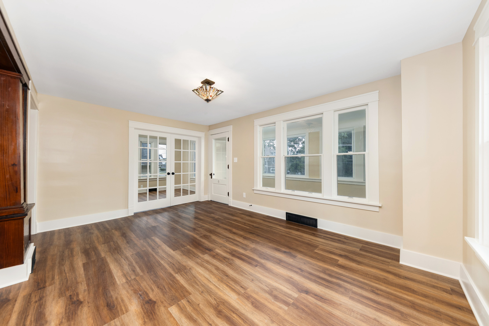 310 S Tryon Street