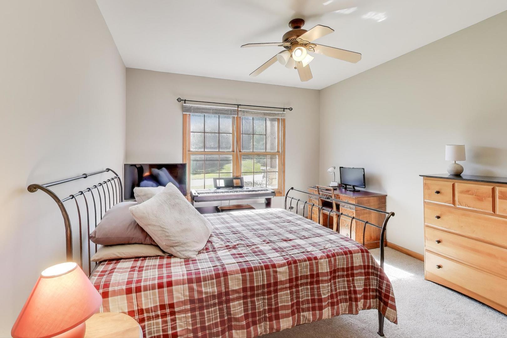 9206 Pine Needle Pass