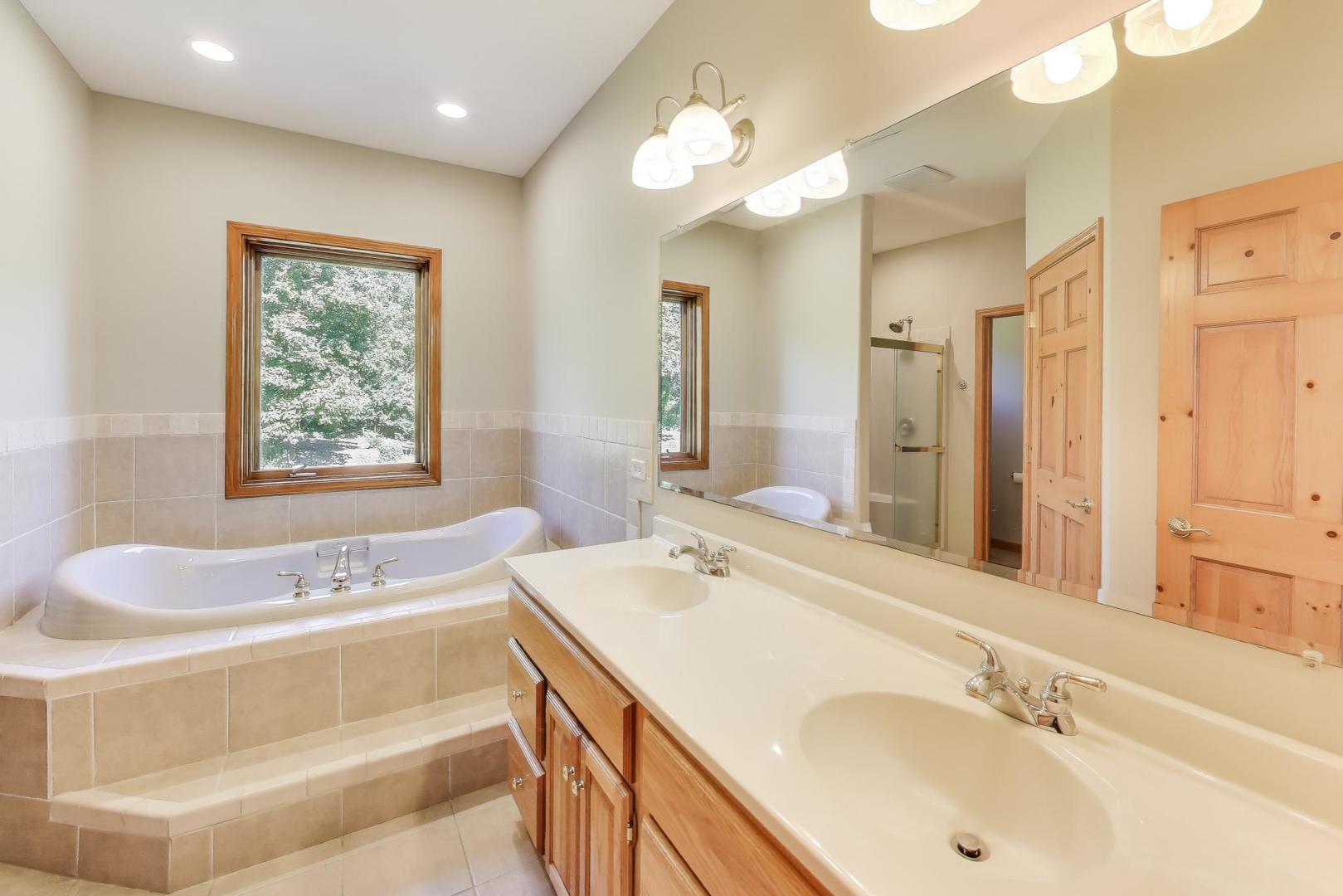 9206 Pine Needle Pass