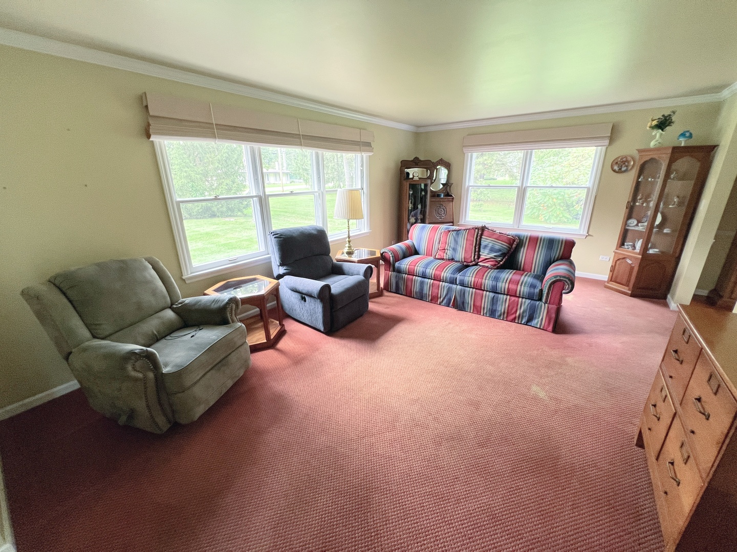 908 Hickory Road
