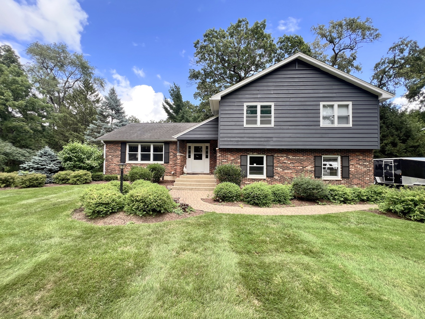 908 Hickory Road