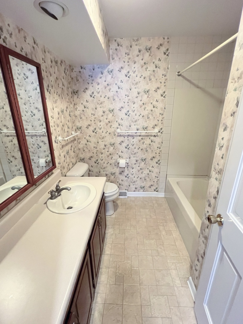 908 Hickory Road