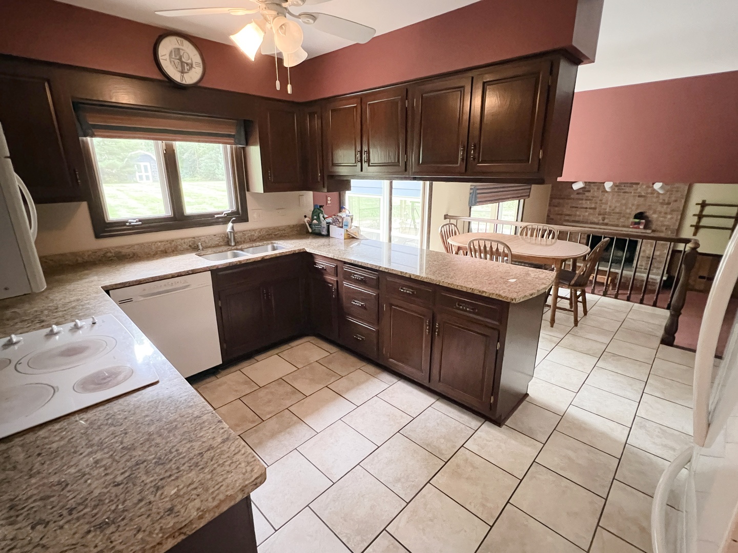 908 Hickory Road