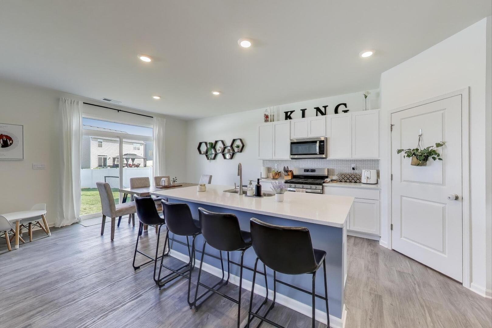 2020 Magnolia Lane
