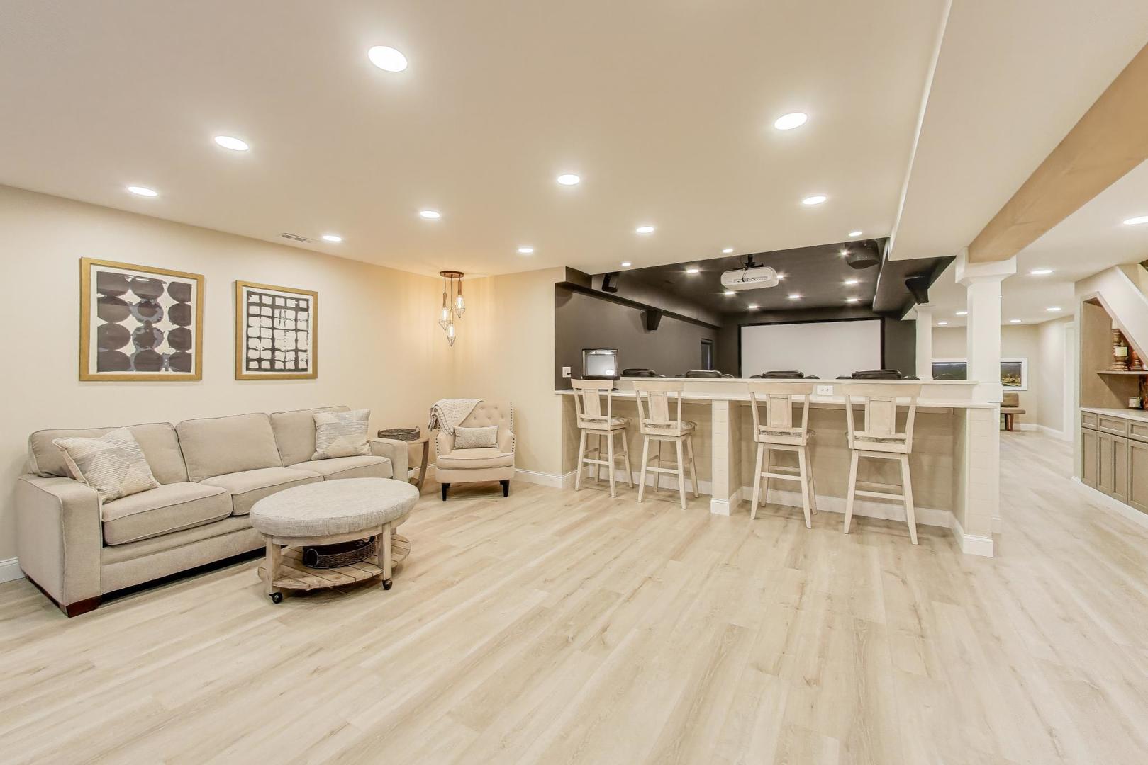 7615 Surini Lane