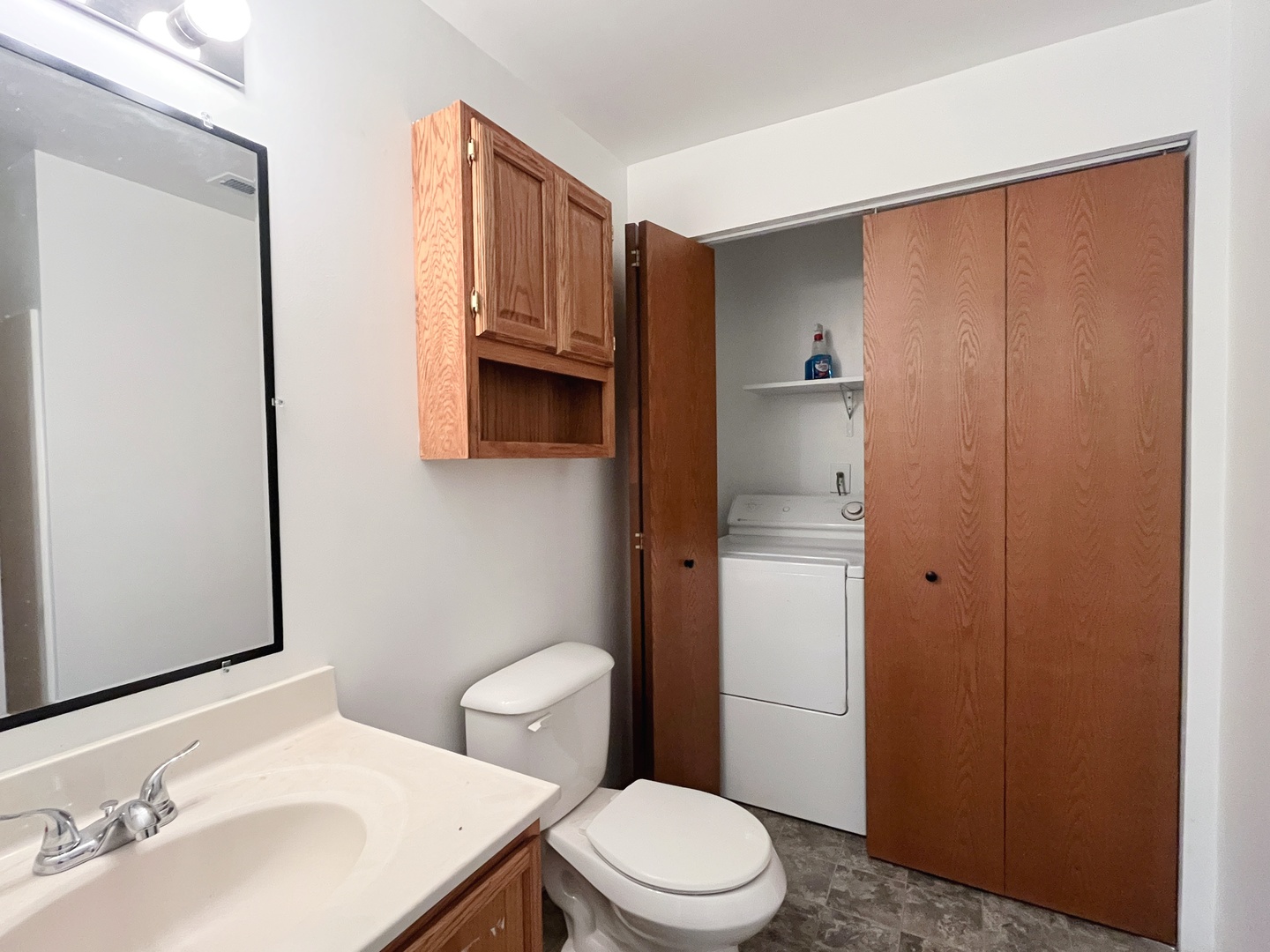 340 N Wooster Street