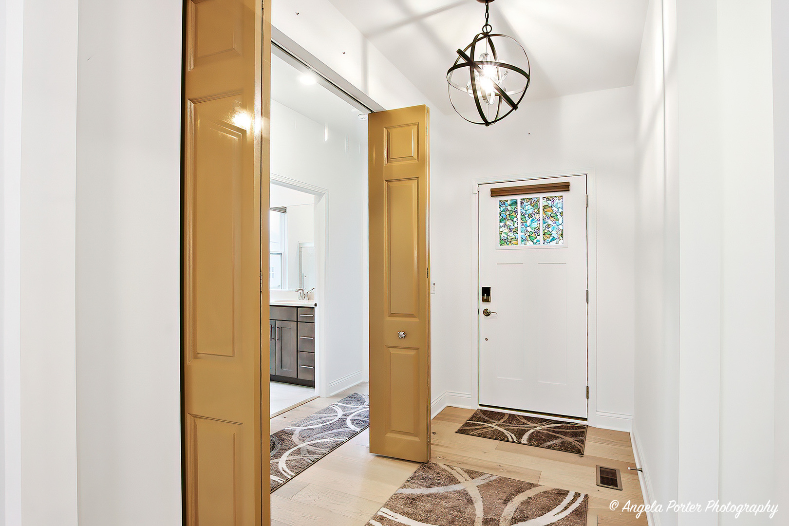 8505 White Oaks Court