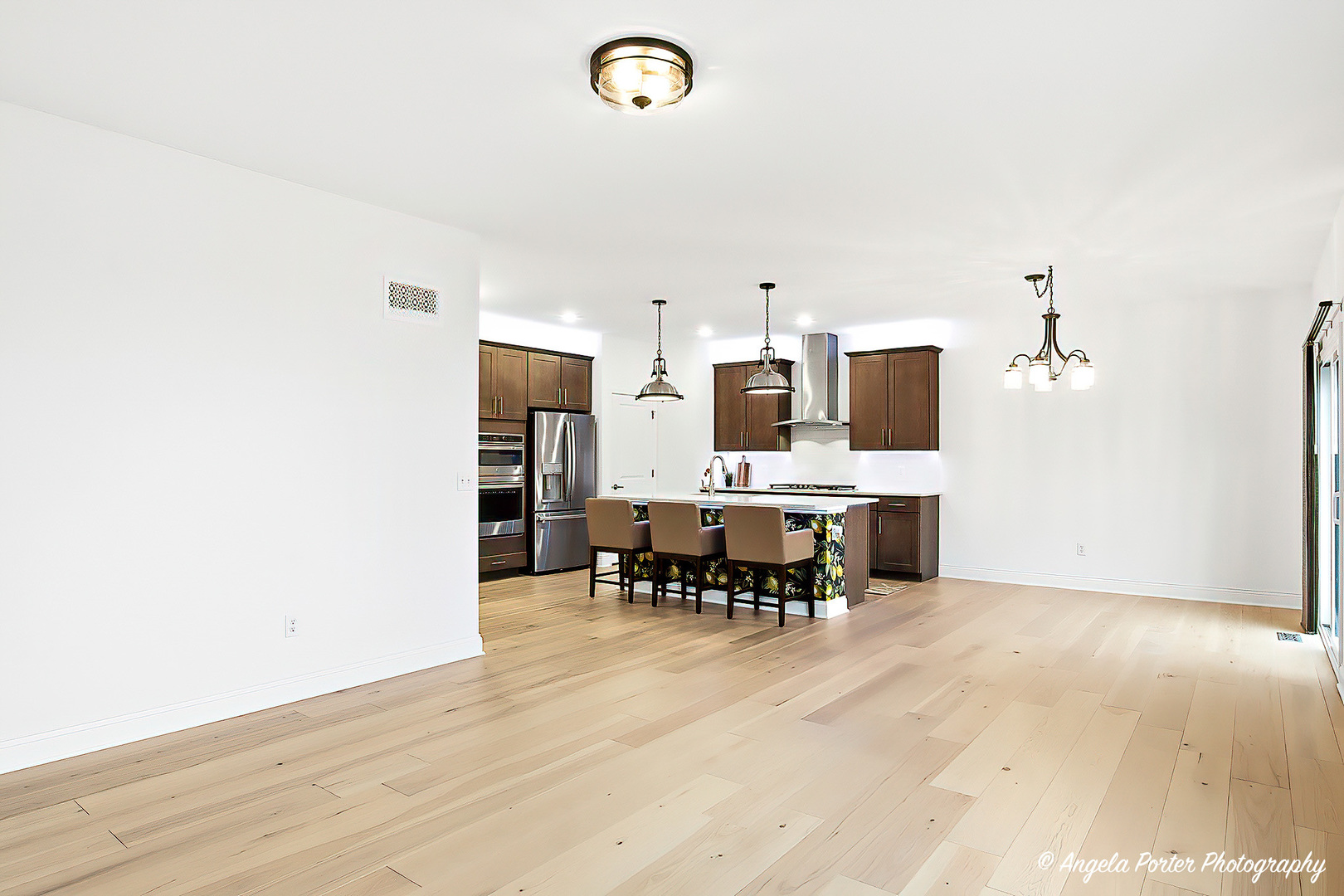8505 White Oaks Court