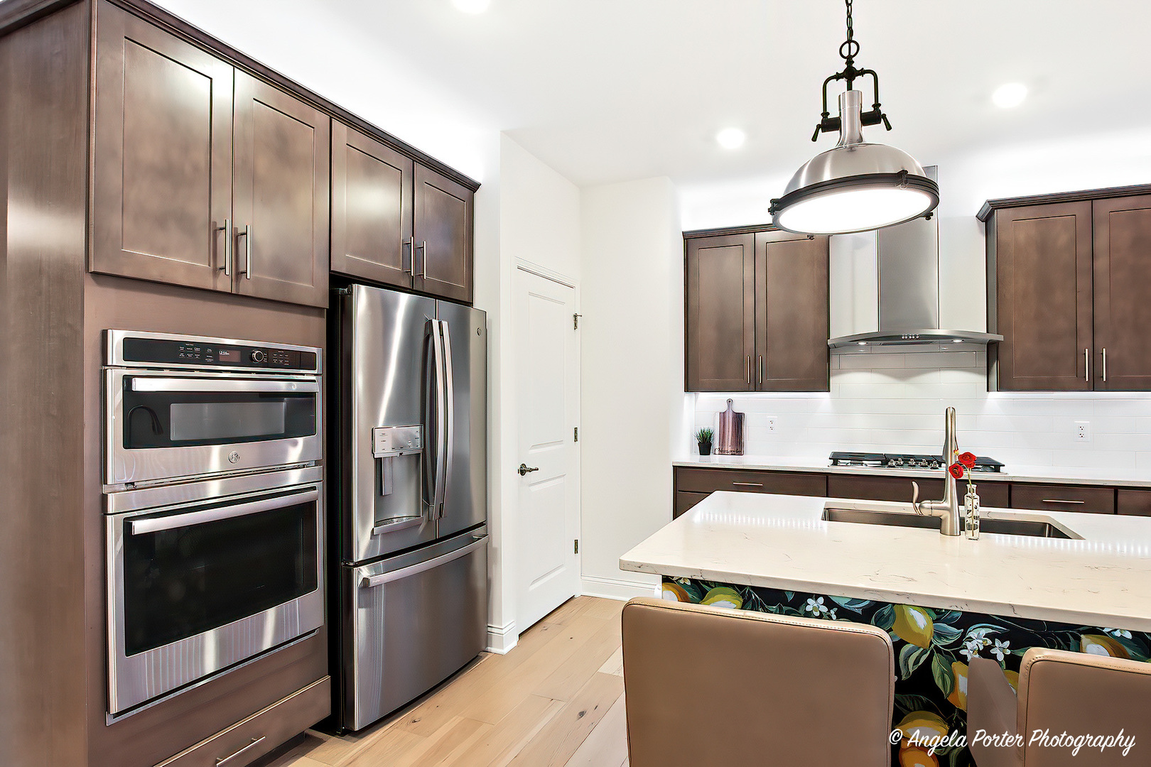 8505 White Oaks Court