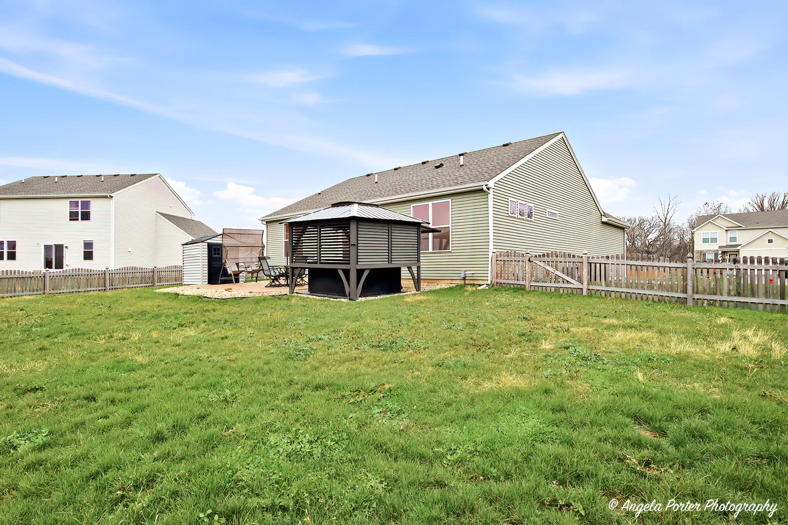 8505 White Oaks Court