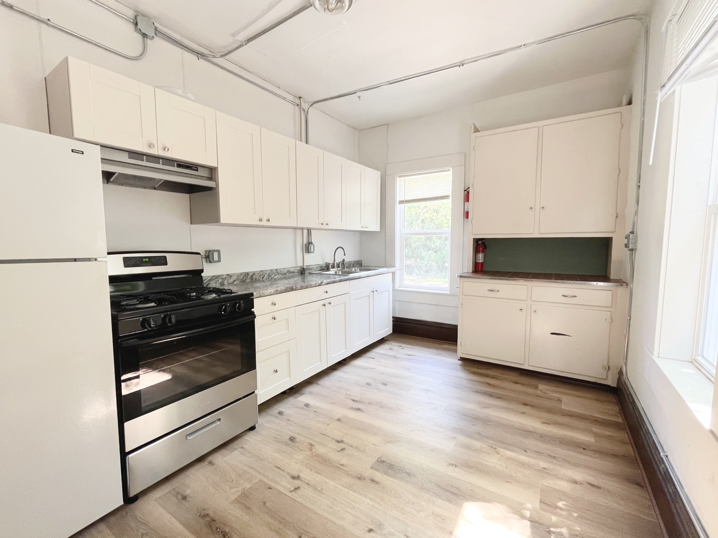 216 E South Street Unit: 1