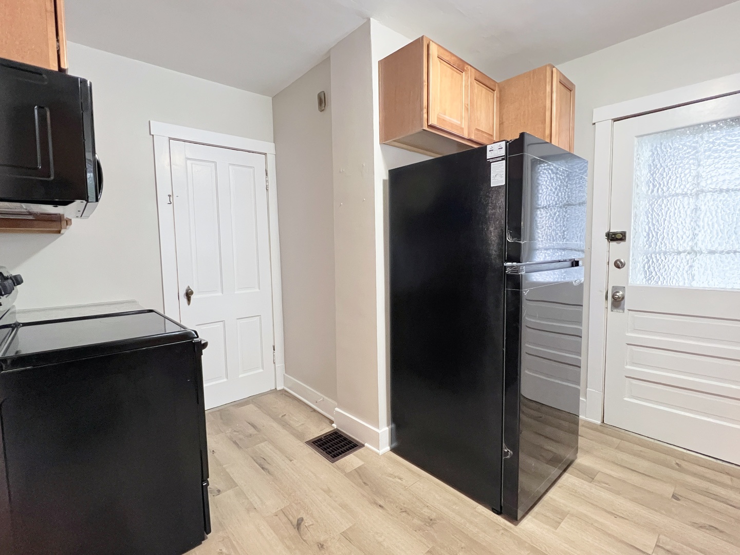 721 Dean Street Unit: 2