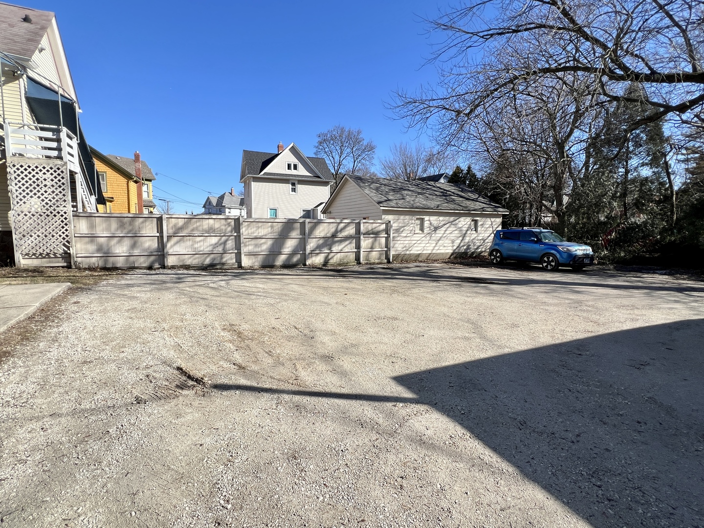 216 E South Street Unit: 2