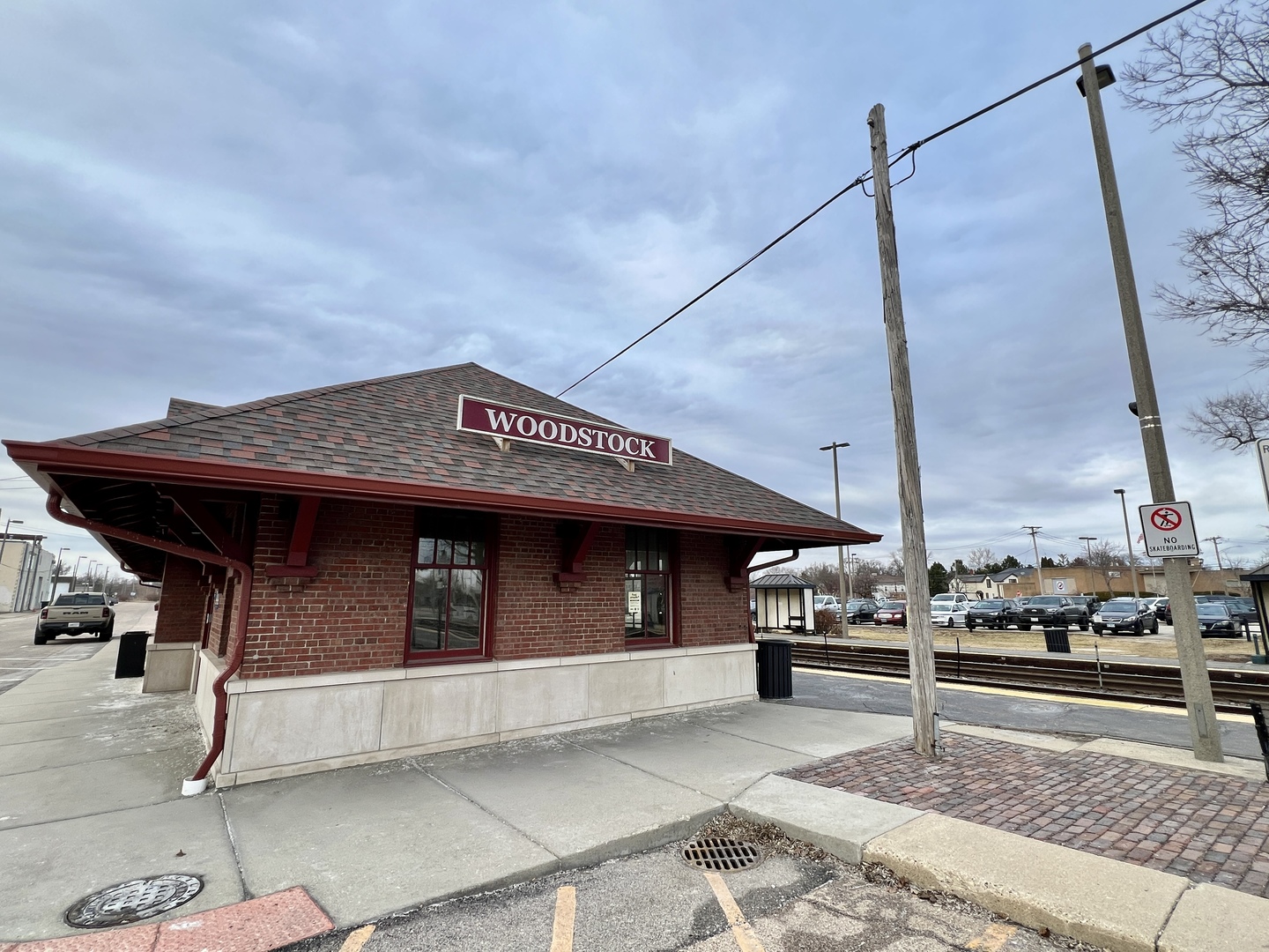 216 E South Street Unit: 2