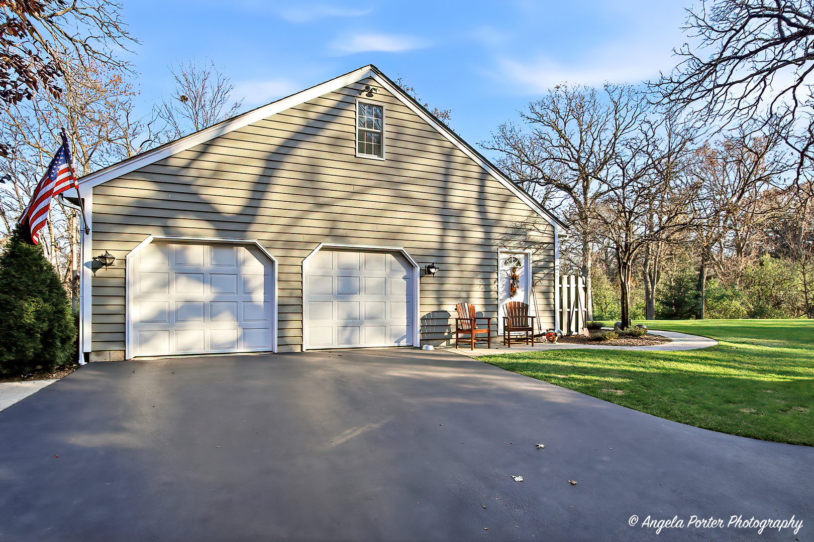 9217 Shadow Lane