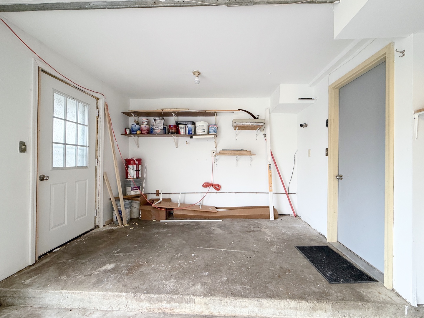 8907 Shady Lane