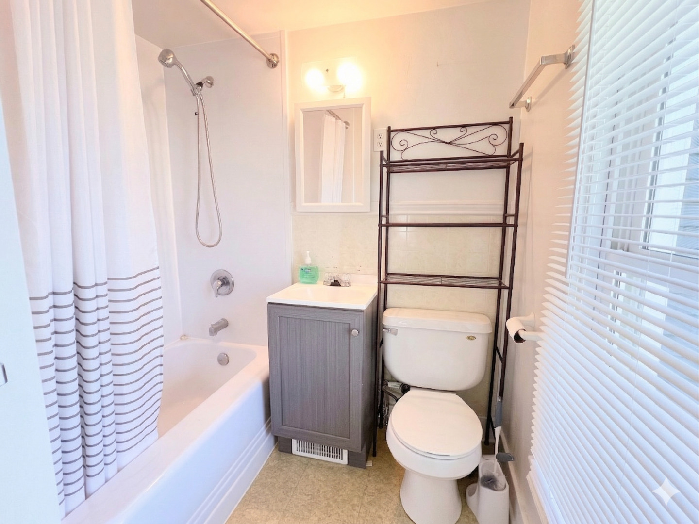 721 Dean Street Unit: North