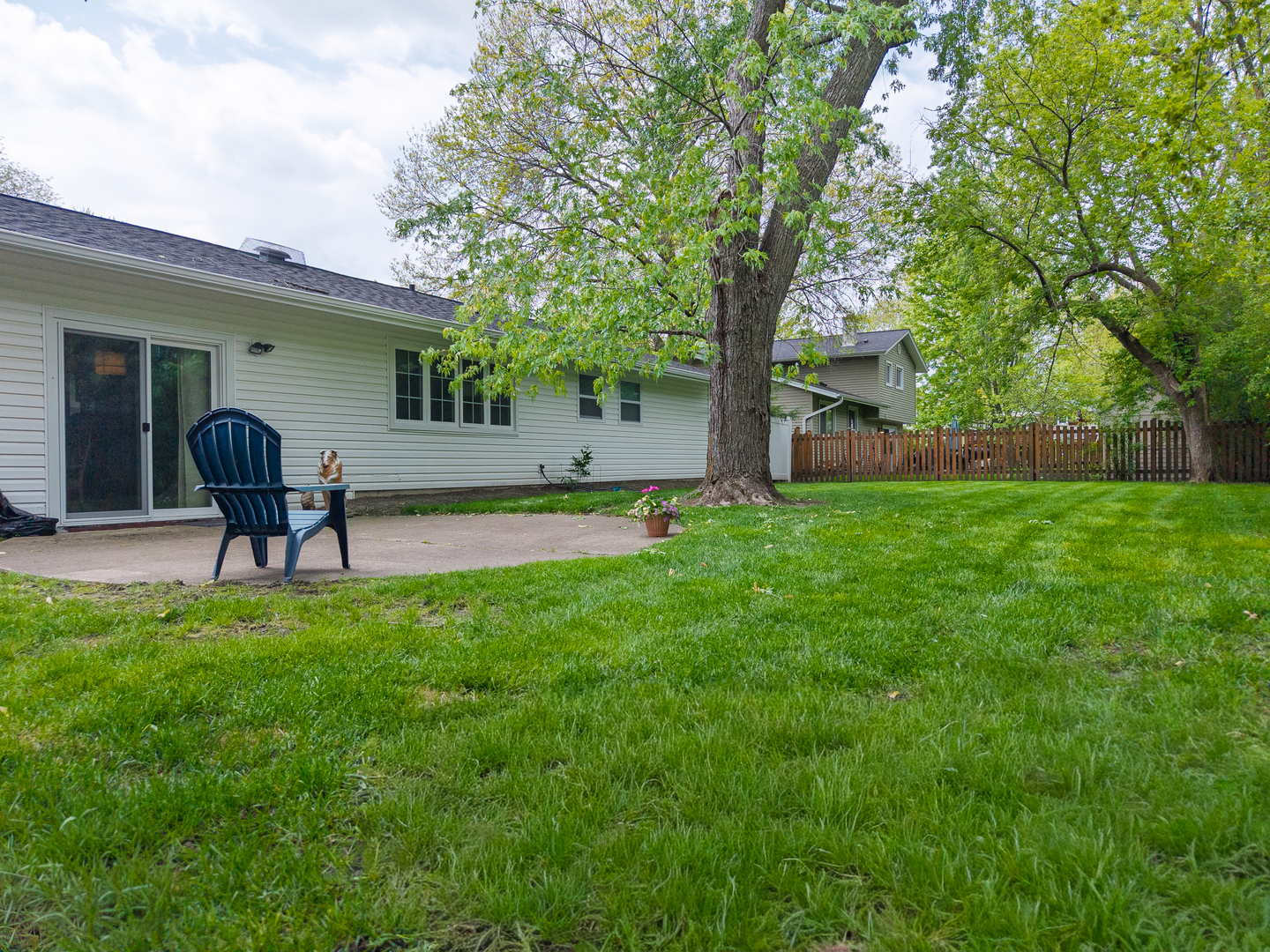 852 E Anderson Drive