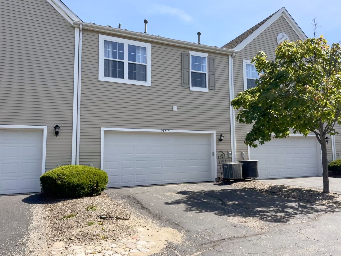 1987 Yasgur Drive