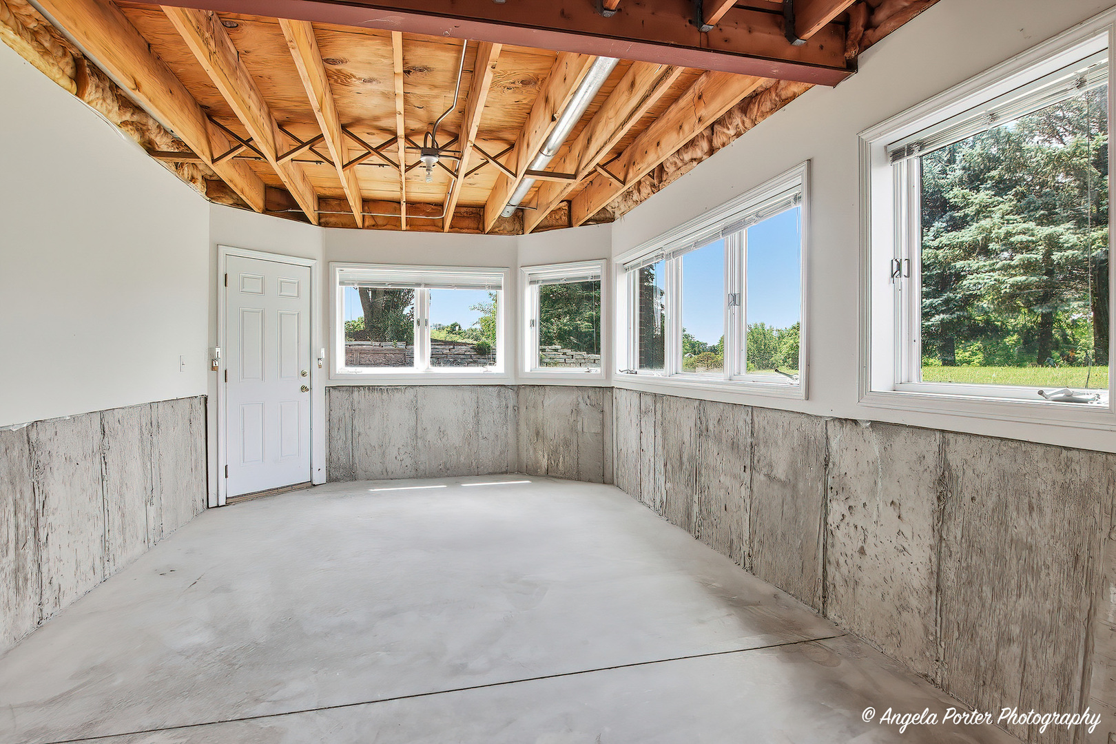10711 Bull Valley Drive