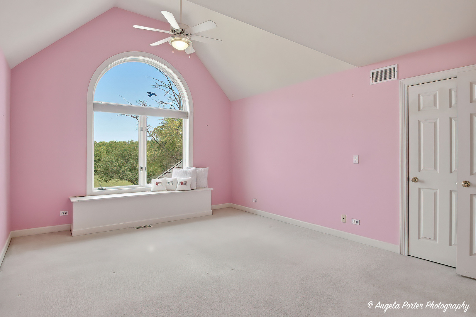 10711 Bull Valley Drive