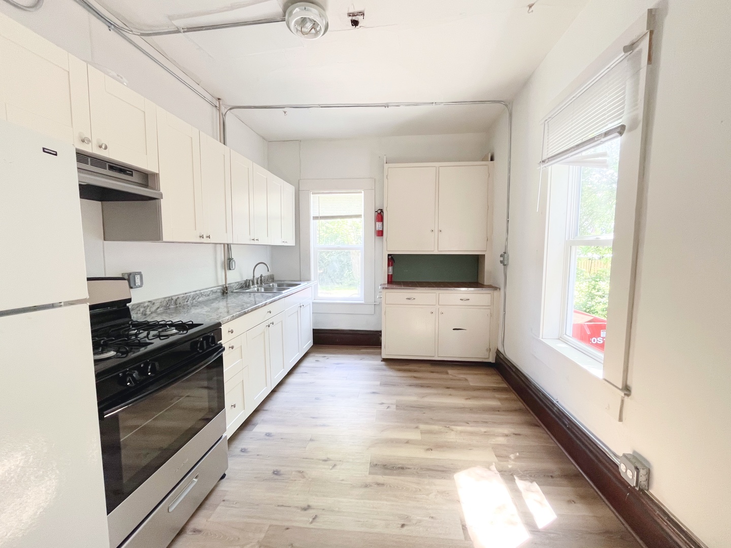 216 E South Street Unit: 1