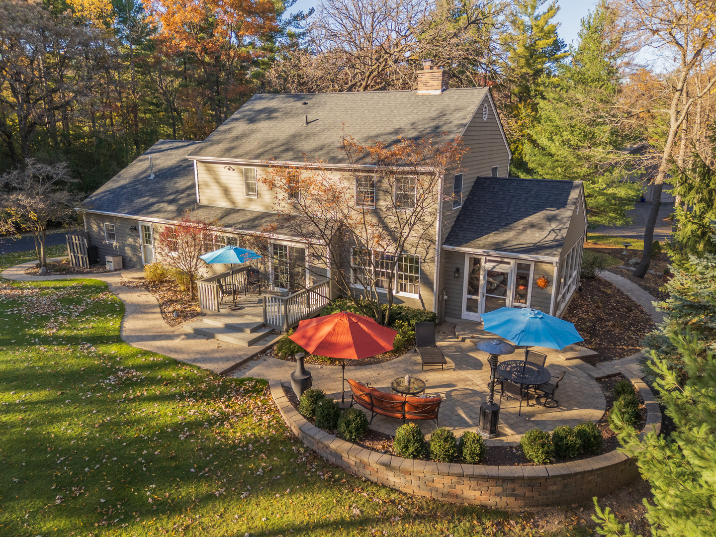 9217 Shadow Lane