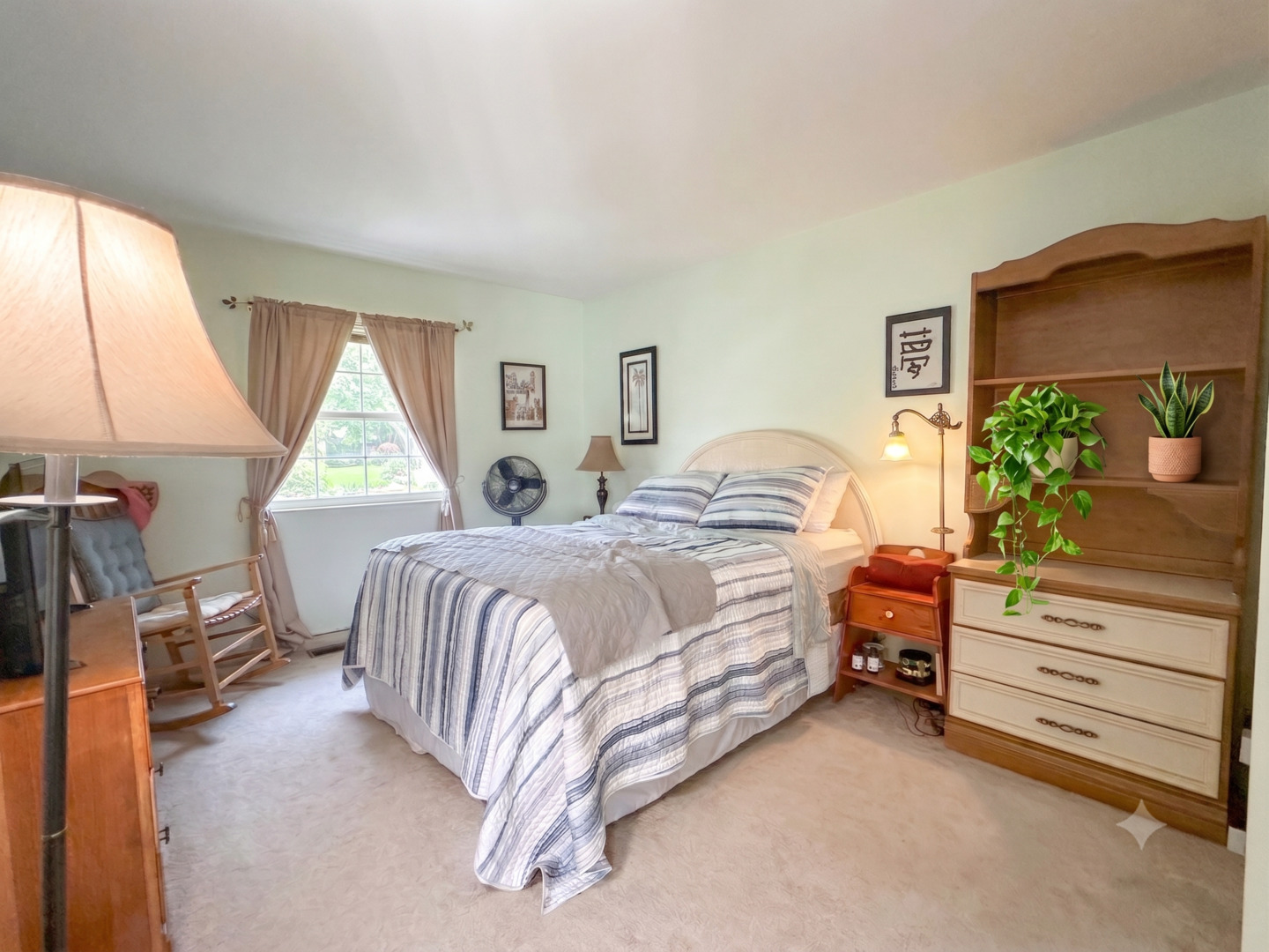 637 Ascot Lane