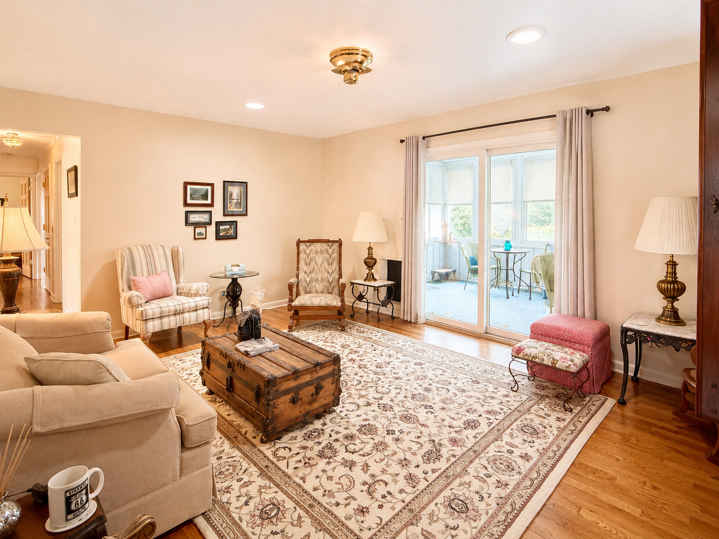 136 E Kimball Avenue
