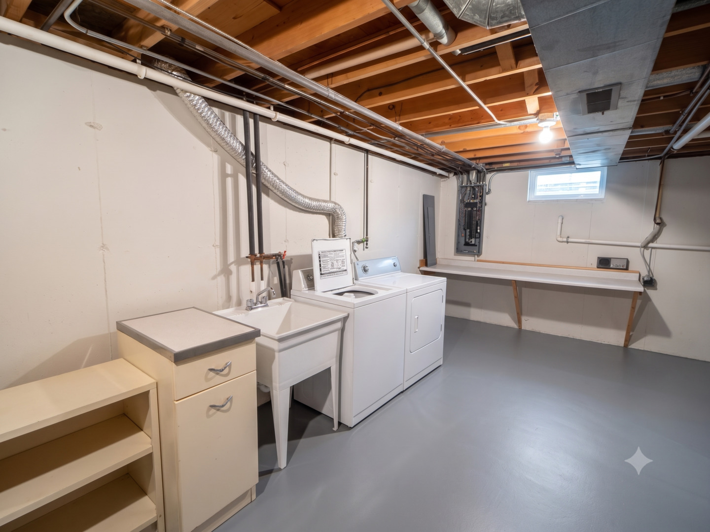 136 E Kimball Avenue