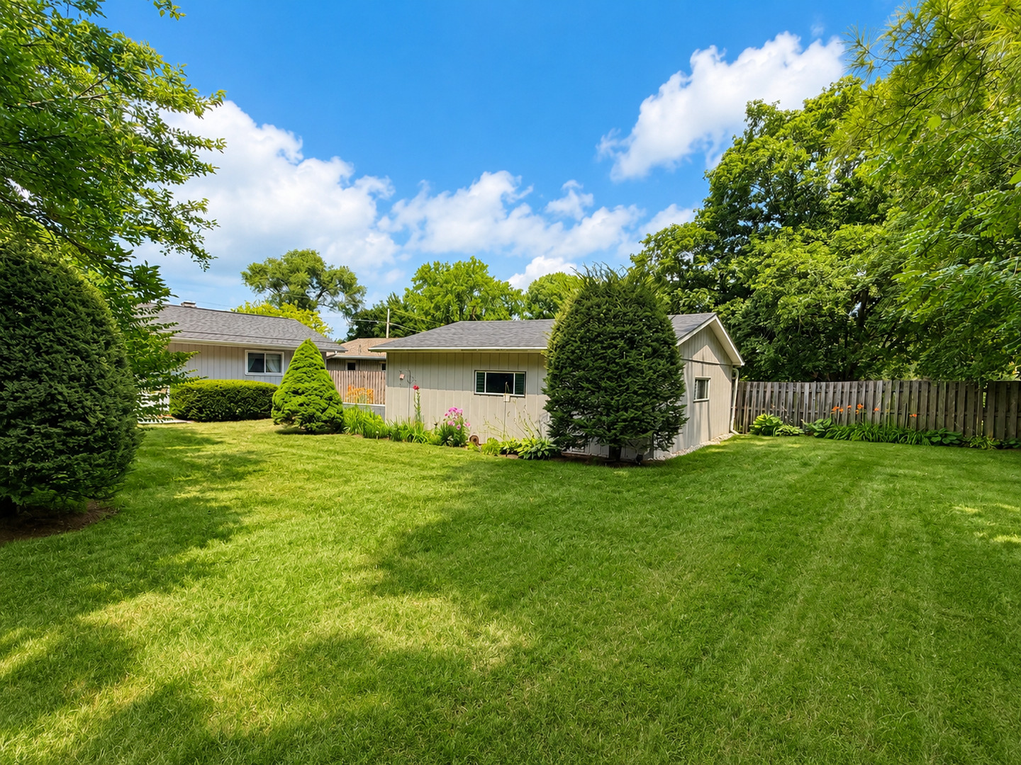 136 E Kimball Avenue