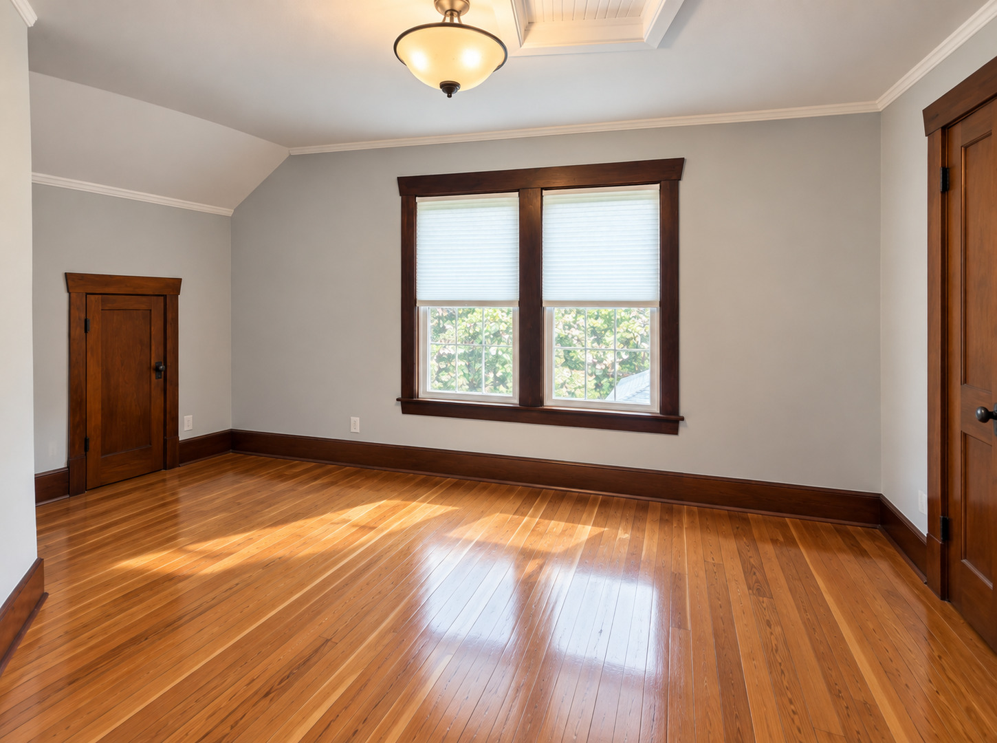 445 Pleasant Street