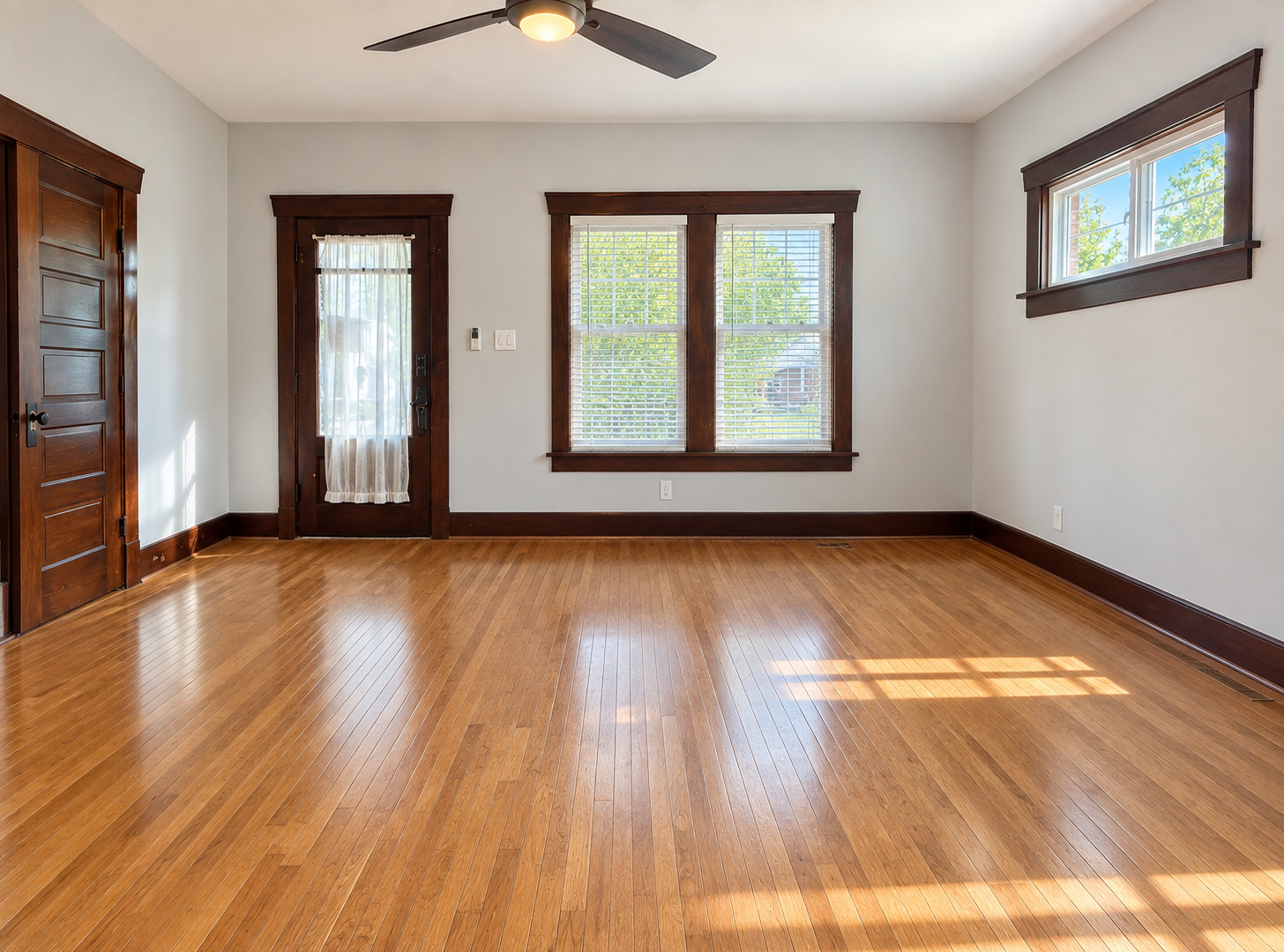445 Pleasant Street
